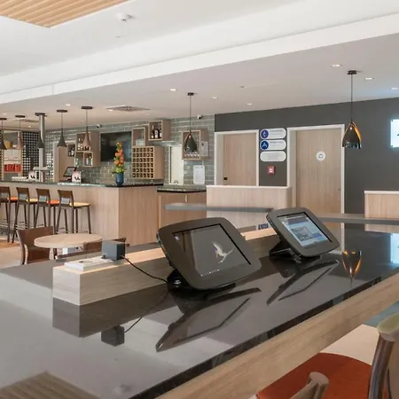 Express - - Hauptbahnhof, An Ihg 酒店 3*