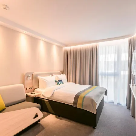 Express - - Hauptbahnhof, An Ihg 酒店 3*