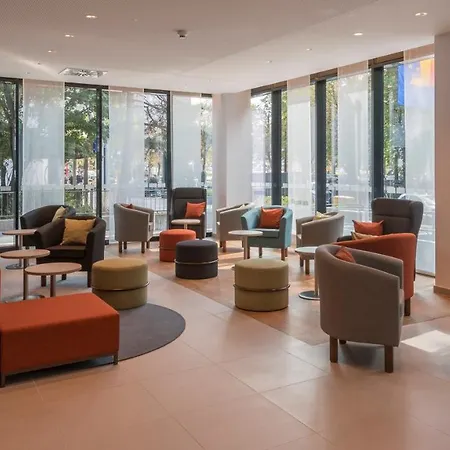 Express - - Hauptbahnhof, An Ihg 3*