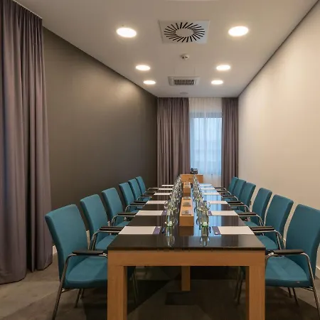 Express - - Hauptbahnhof, An Ihg 酒店 3*