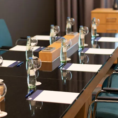 Express - - Hauptbahnhof, An Ihg 3*