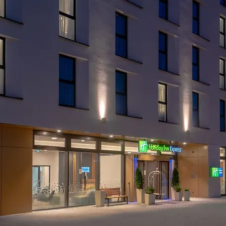 Express - - Hauptbahnhof, An Ihg 酒店 3*