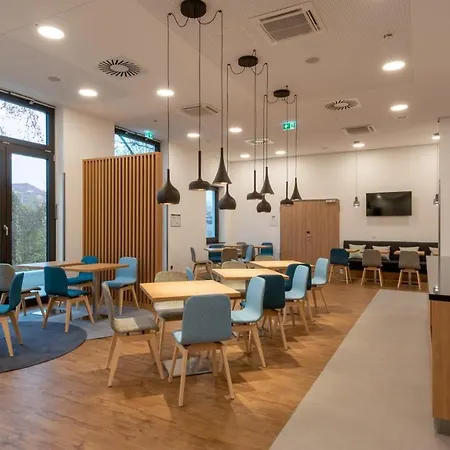 Express - - Hauptbahnhof, An Ihg 酒店 3*