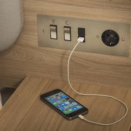 Express - - Hauptbahnhof, An Ihg 3*